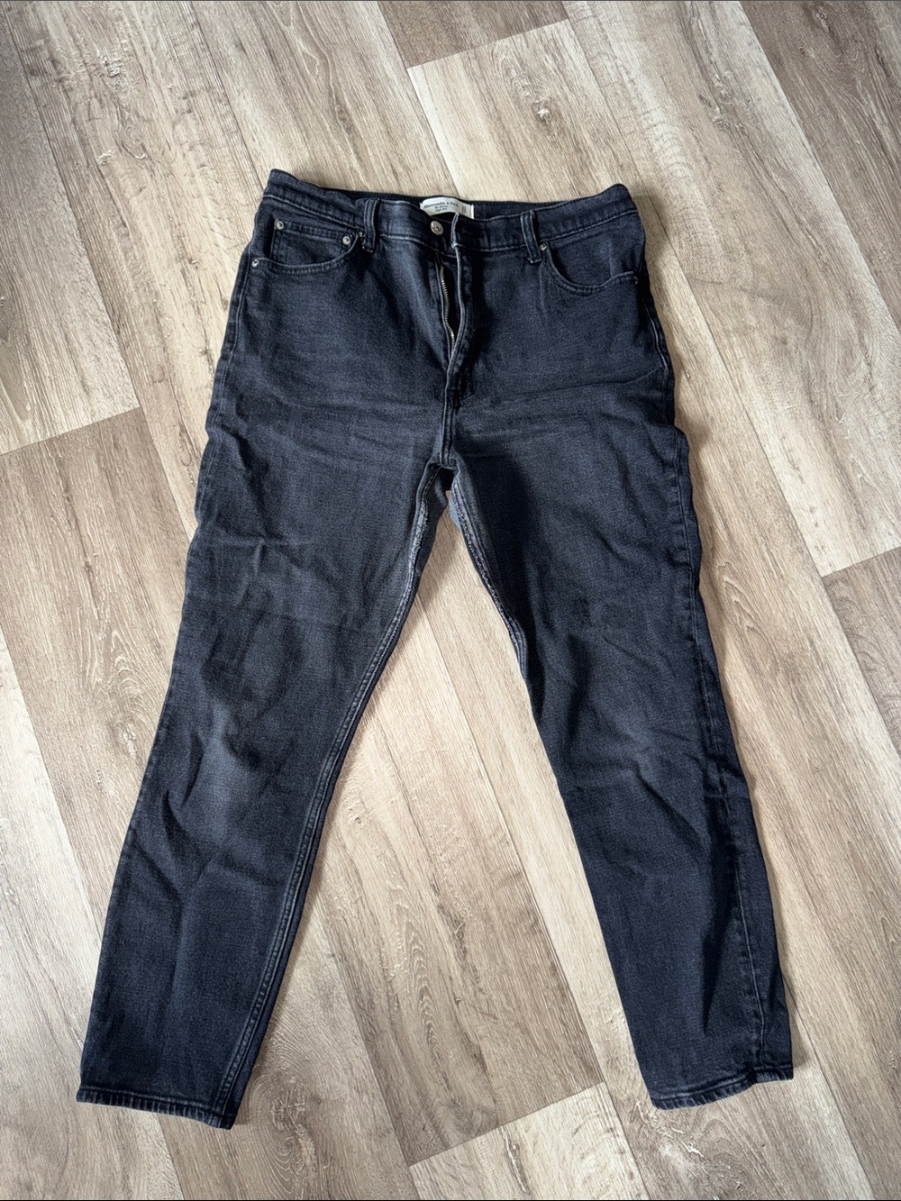 Abercrombie & Fitch Straight-Leg Black Jeans